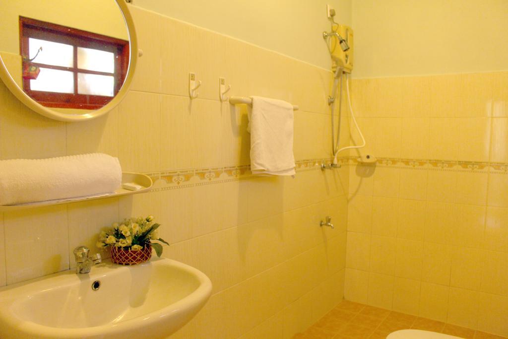 Green Land Guest House Pinnawala  Oda fotoğraf