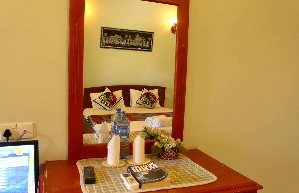 Green Land Guest House Pinnawala  Oda fotoğraf