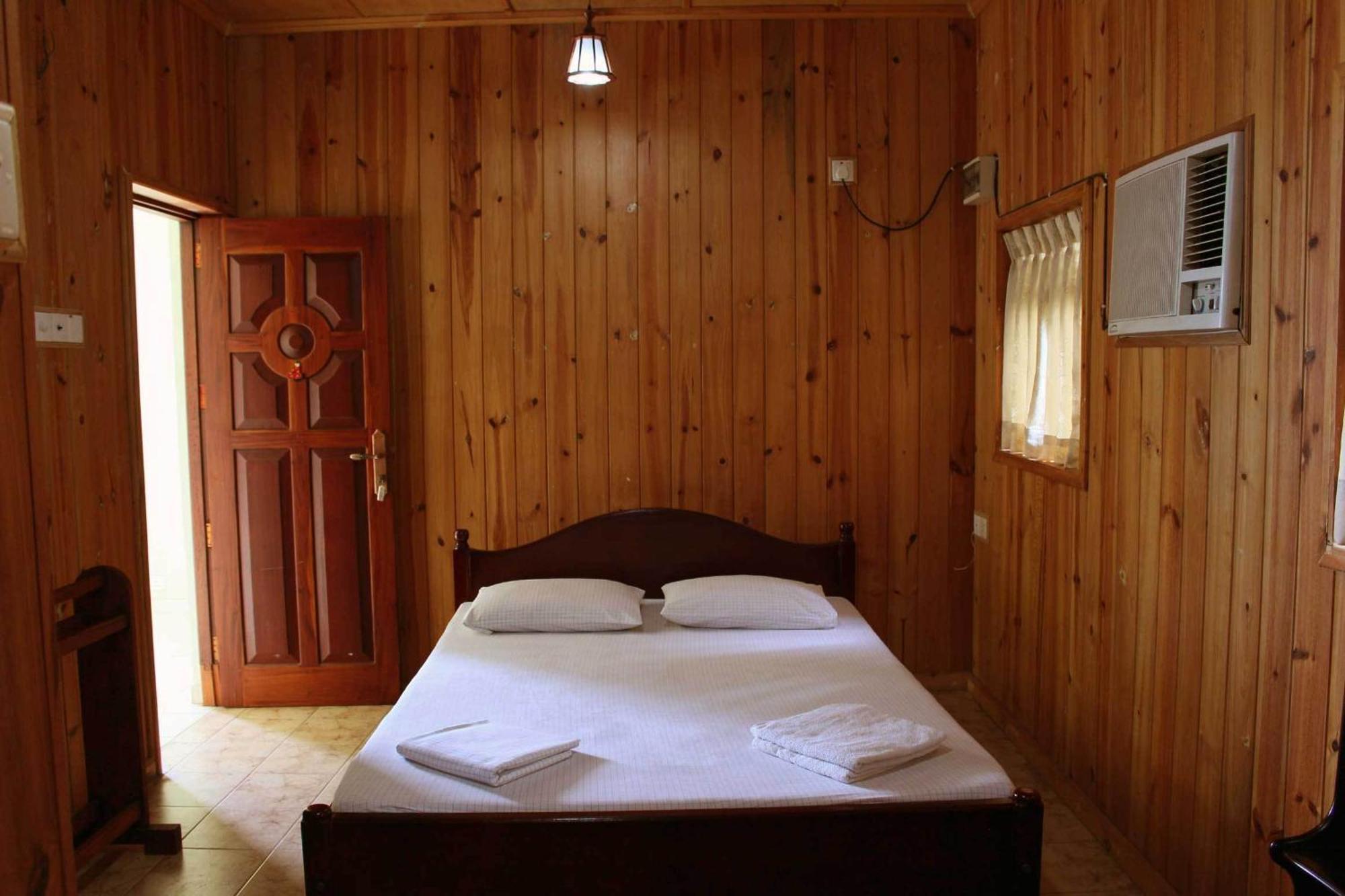 Green Land Guest House Pinnawala  Oda fotoğraf