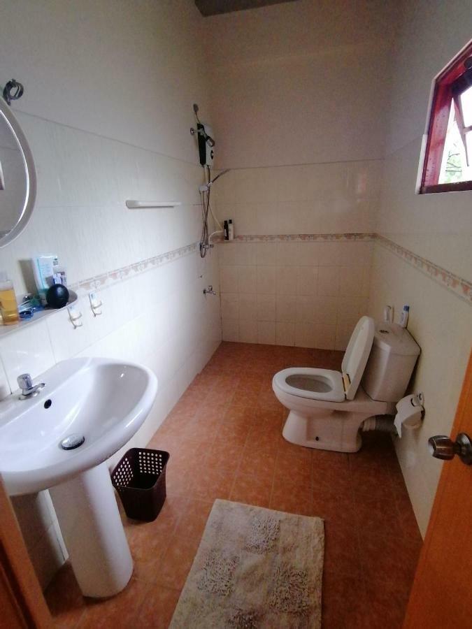 Green Land Guest House Pinnawala  Dış mekan fotoğraf